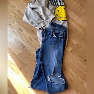 😃Joe’s Jeans - Irisa size 30😃